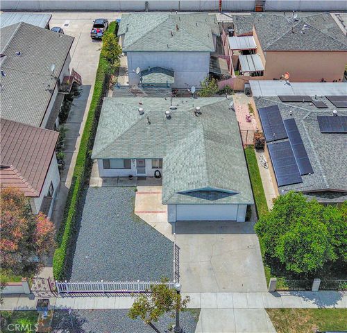 10921 Walnut St, Los Alamitos, CA, 90720-2345 | Card Image