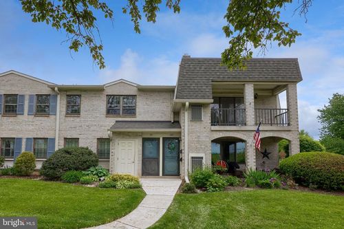 121 Valleybrook Dr, LANCASTER, PA, 17601-4620 | Card Image