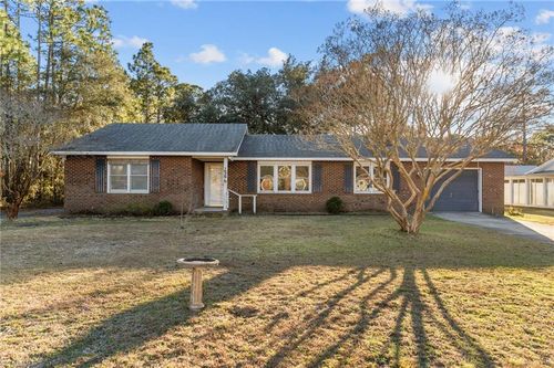 566 Palmer Dr, Southport, NC, 28461-9780 | Card Image