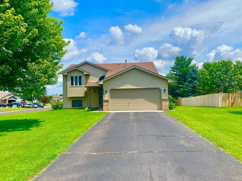 18585 Queen St Nw, Elk River, MN, 55330-2712 | Card Image