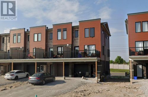 109 Fairlane Avenue S, Barrie (Painswick South), ON, L9J0M5 | Card Image