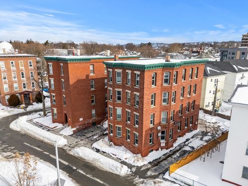 70-72 Russell St, Worcester, MA, 01609-3429 | Card Image