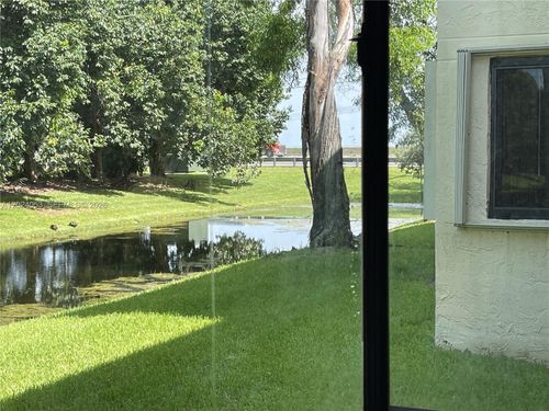 102-191 Lakeview Dr, Weston, FL, 33326-2565 | Card Image