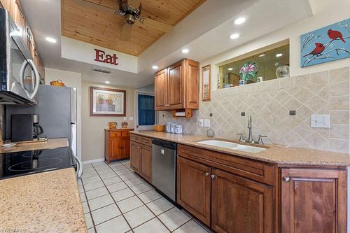 17880 Dracena Cir, NORTH FORT MYERS, FL, 33917-2054 | Card Image