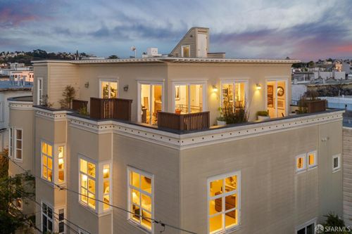 4 Lexington St, San Francisco, CA, 94110-1224 | Card Image