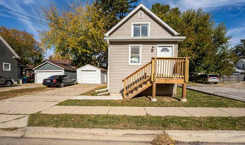 570 5th Ave, Aurora, IL, 60505-4846 | Card Image