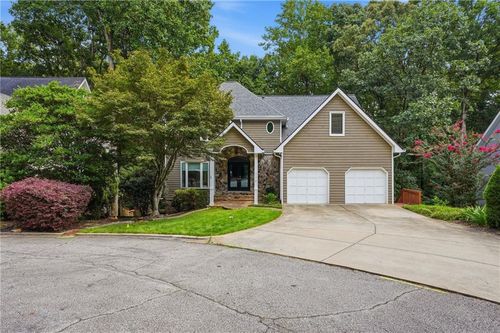 110 Bitternut Cir, Roswell, GA, 30076-3614 | Card Image