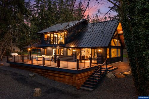 6057 Peaceful Ln Ne, Silverton, OR, 97381-9039 | Card Image