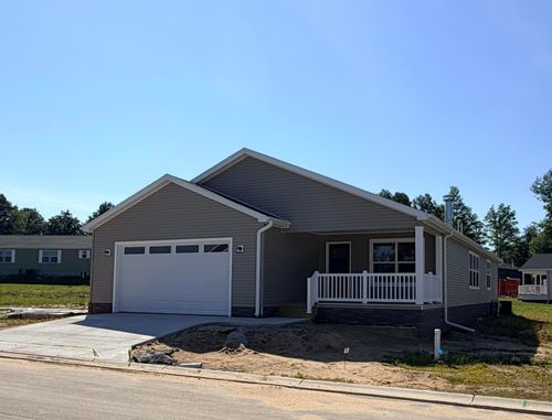 2148 Alta Vista Dr, Traverse City, MI, 49686-9126 | Card Image