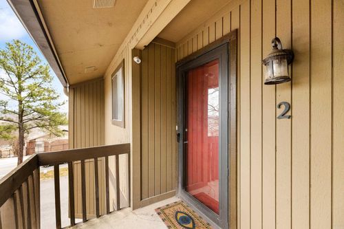 500 Green Mountain Cir, Little Rock, AR, 72211-2632 | Card Image