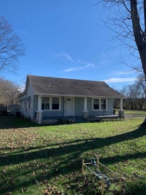 705 Westside Dr, Tullahoma, TN, 37388-4619 | Card Image