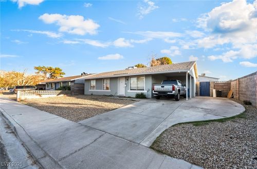 4809 Sunny Brook Ave, Las Vegas, NV, 89110-1557 | Card Image