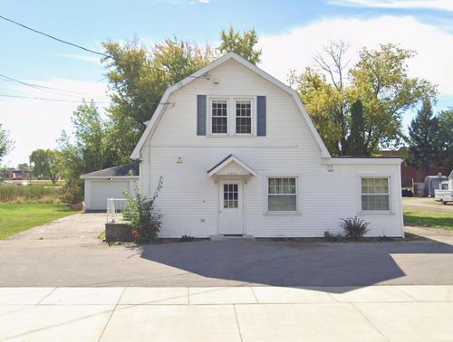 2409 Omro Road, OSHKOSH, WI, 54904 | Card Image