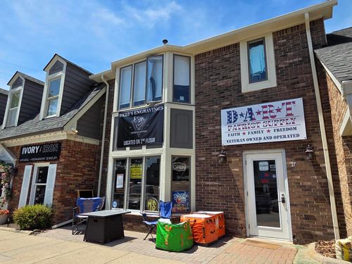 17-983 W Ann Arbor Trl, Plymouth, MI, 48170-1603 | Card Image