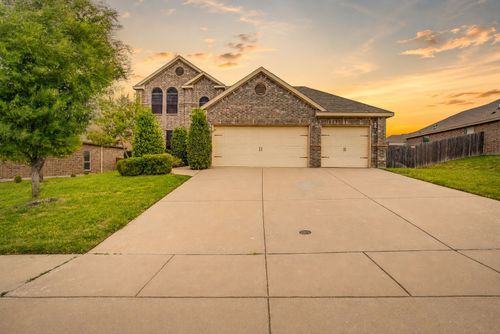 1537 Silverstone Dr, Weatherford, TX, 76087-2172 | Card Image