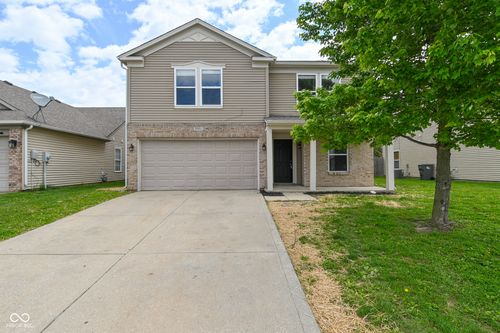 8441 Wheatfield Dr, Camby, IN, 46113-8113 | Card Image