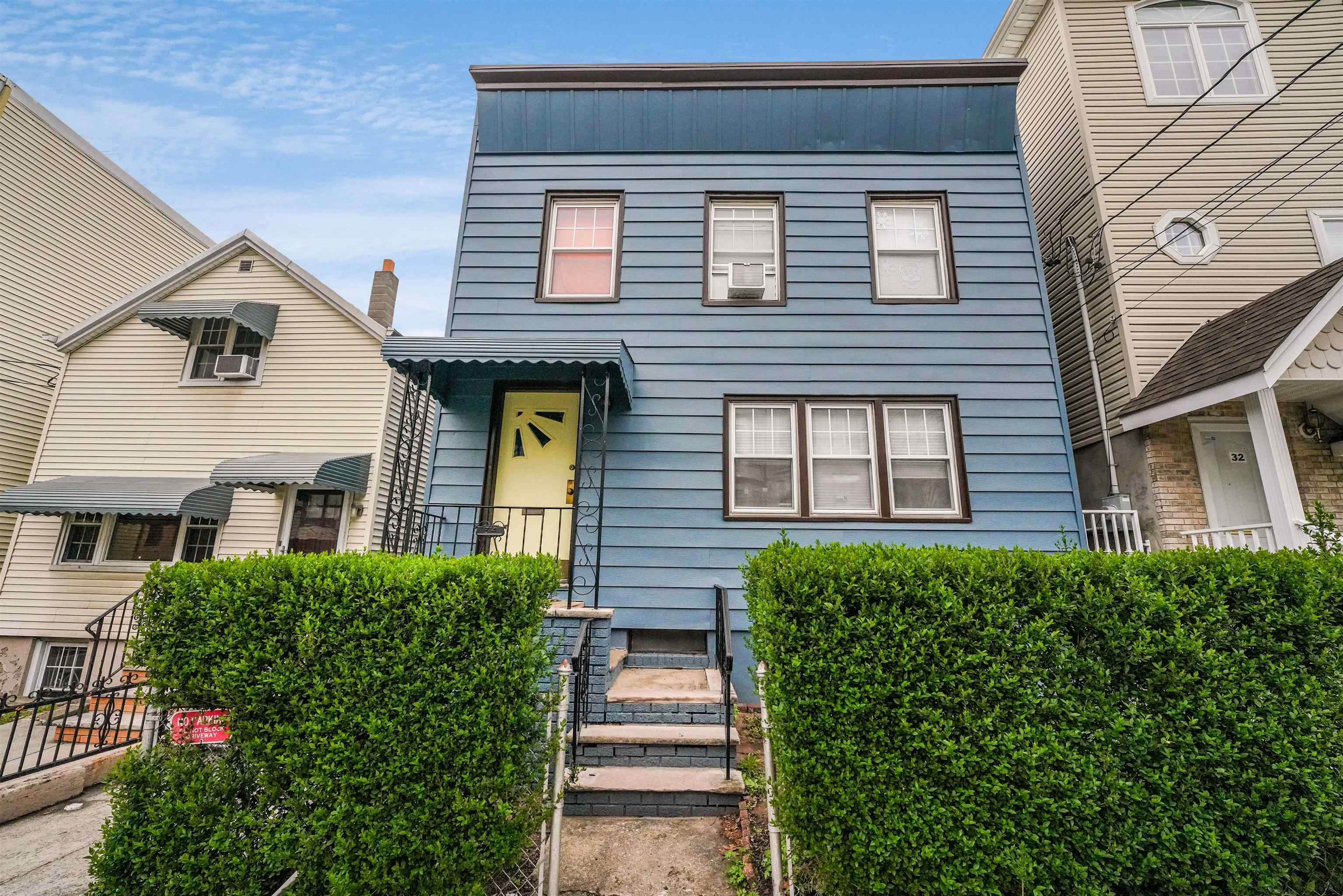 Thorne St, Jersey City, NJ 07307