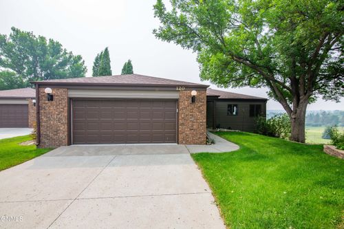 120 Fairway Ct, Bismarck, ND, 58501-9319 | Card Image