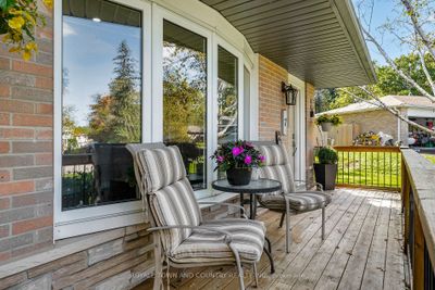 7 Donelda Crt, House other with 3 bedrooms, 2 bathrooms and 6 parking in Scugog ON | Image 3