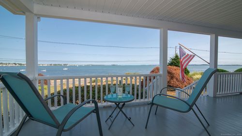 86 E Shore Ave, Groton, CT, 06340-8930 | Card Image