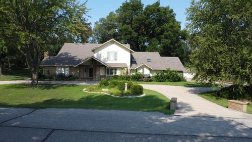 2305 N Squirrel Run, Arkansas City, KS, 67005-9791 | Card Image