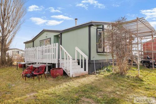 1720 Falcon Cir S, Pocatello, ID, 83204-7413 | Card Image