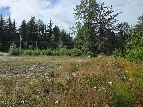 9 3rd Ave, Haines, AK, 99827 | Card Image
