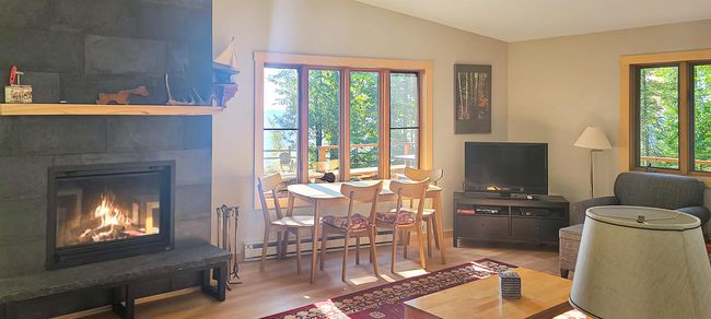 869 S Shore Rd, House other with 2 bedrooms, 2 bathrooms and null parking in LA POINTE WI | Image 12