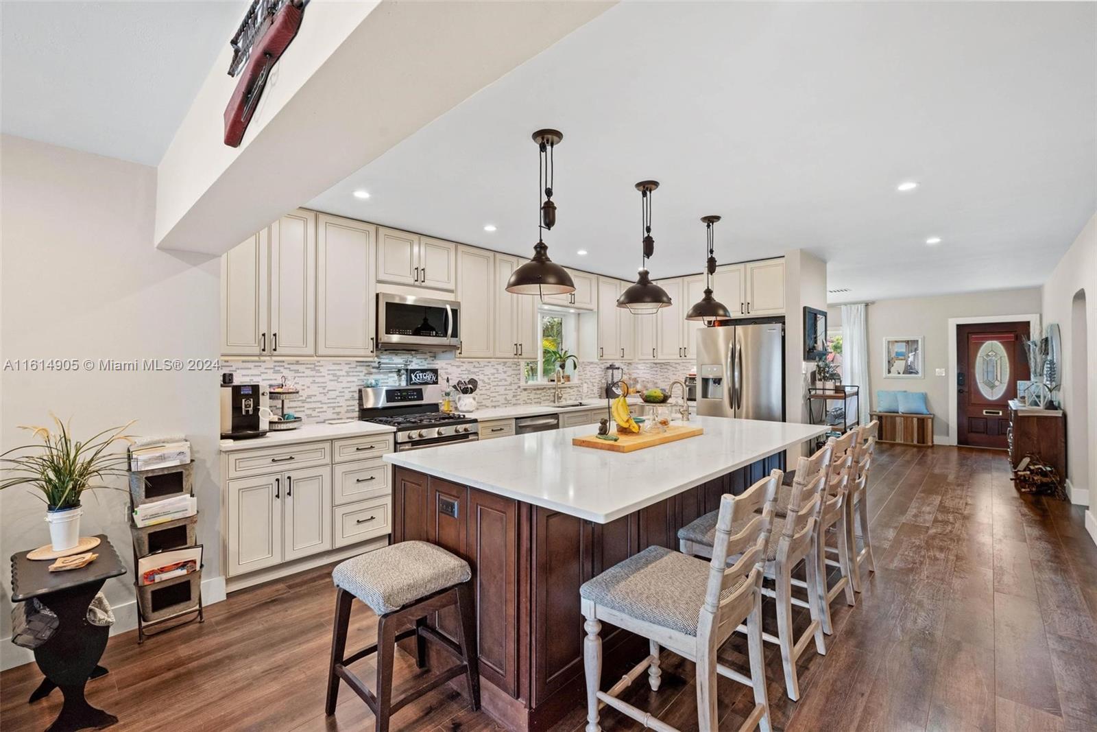 Van Buren St, Hollywood, FL 33020
