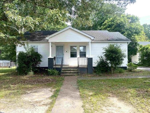 301 Edgewood Avenue, Belton, SC, 29627 | Card Image