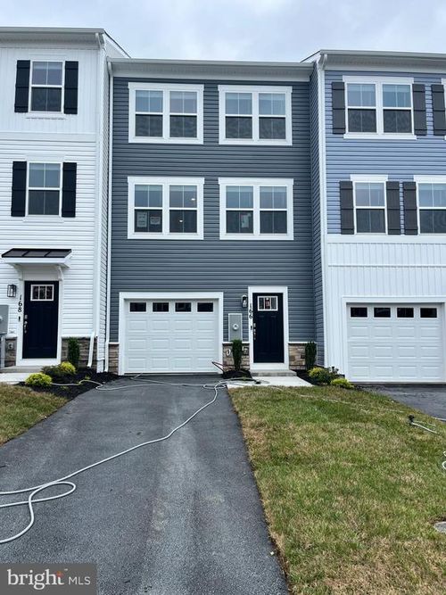 166 Munsee Cir, WINCHESTER, VA, 22602-7939 | Card Image