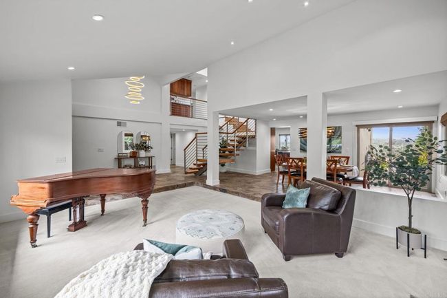 2010 Subida Ter, House other with 5 bedrooms, 4 bathrooms and 3 parking in Carlsbad CA | Image 8