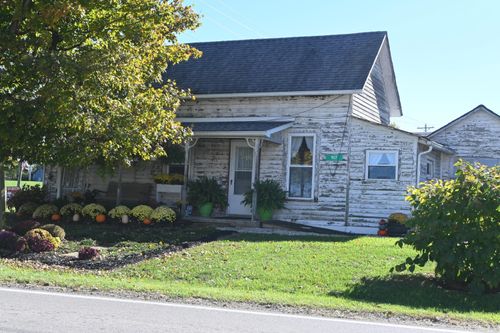 927 Sportsman Club Rd, Newark, OH, 43055-9539 | Card Image