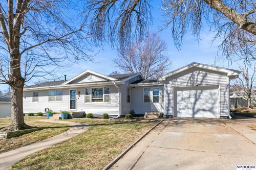 839 N 25th Ave, Blair, NE, 68008-1130 | Card Image