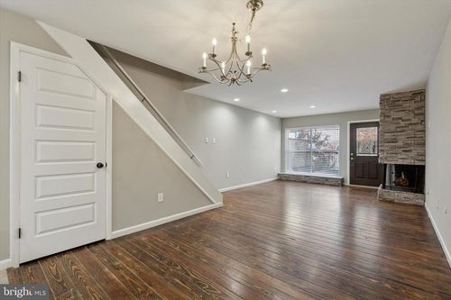 apt-22-1110 Lombard St, PHILADELPHIA, PA, 19147-1206 | Card Image