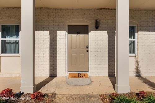 19-114 Ethel Cir, Ocean Springs, MS, 39564-3743 | Card Image