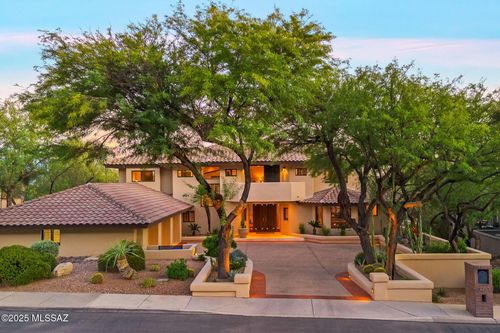 6475 N Ventana Canyon Dr, Tucson, AZ, 85750-0929 | Card Image