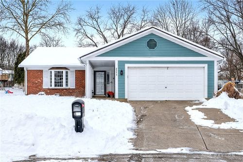 2243 Pin Oak Ct, Miamisburg, OH, 45342-4546 | Card Image