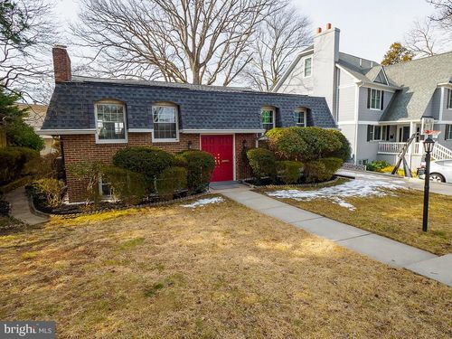 2702 Navarre Dr, CHEVY CHASE, MD, 20815-3804 | Card Image