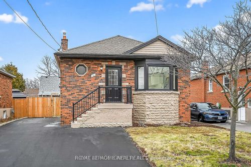 191 E 32nd St, Hamilton, ON, L8V3S1 | Card Image