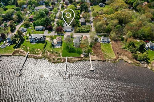 28 Baron Rd, Barrington, RI, 02806-4231 | Card Image