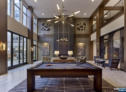 51 Okner Pkwy, Livingston, NJ, 07039-1602 | Card Image