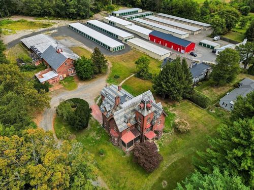 18 Elm St, Hatfield, MA, 01038-9708 | Card Image