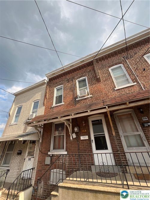 364 W Green St, Allentown, PA, 18102-1815 | Card Image