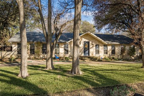 13342 Peyton Dr, Dallas, TX, 75240-5520 | Card Image