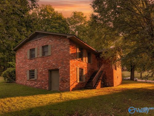 302 Jo Cyn Dr, Glencoe, AL, 35905-1727 | Card Image