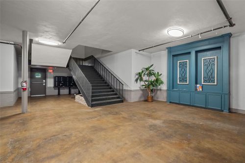 apt-207-612 W Texas Ave, Baytown, TX, 77520-4779 | Card Image