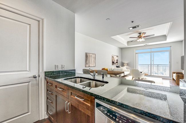 APT-1906 - 325 E Paces Ferry Rd Ne, Condo with 1 bedrooms, 1 bathrooms and 1 parking in Atlanta GA | Image 14