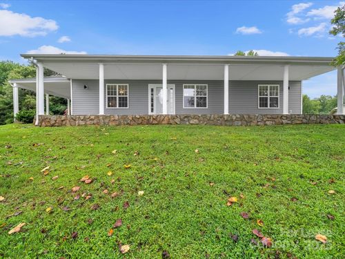 1585 Nathanial St, Newton, NC, 28658-8907 | Card Image