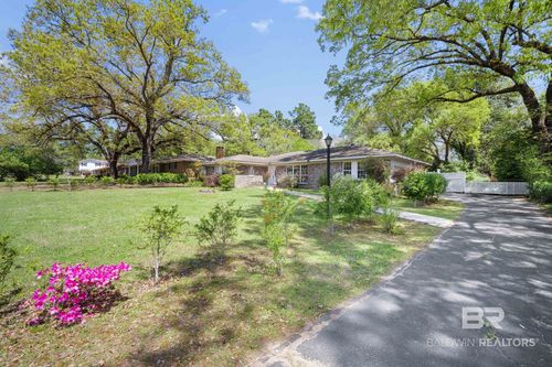 1054 Matterhorn St, Mobile, AL, 36608 | Card Image